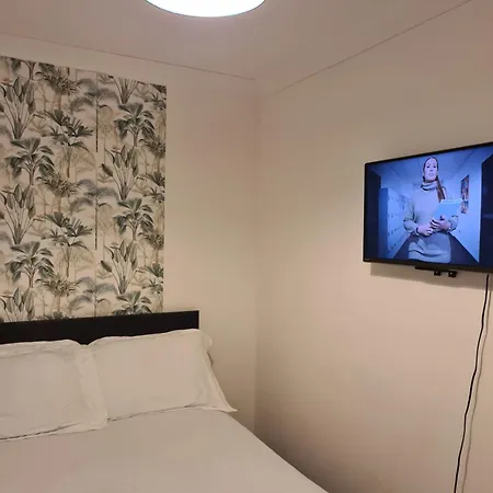 Two Bedrooms Modern Pensionat *