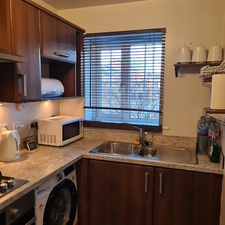 Two Bedrooms Modern Gasthuis *